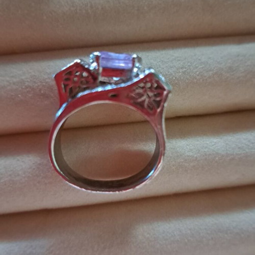 Silver platinum-plated ring with engraving and pink transparent stone like new