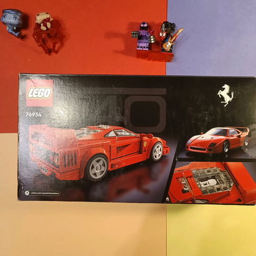 Lego Ferrari F40 set 76934 new, retired, sealed