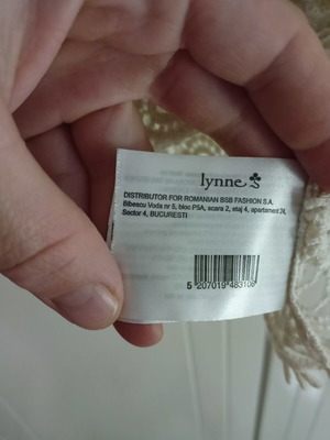 Lynne women's blouse, small, beige