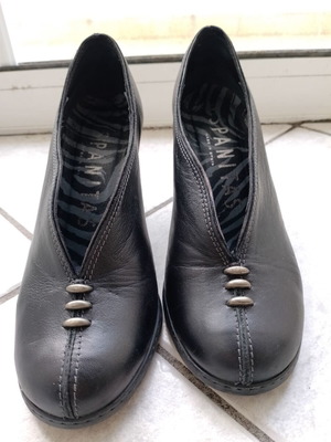 Hispanitas leather pumps used, black, size 36