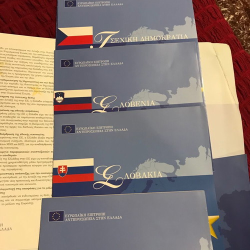Foldable Map and Booklets of the European Union like new