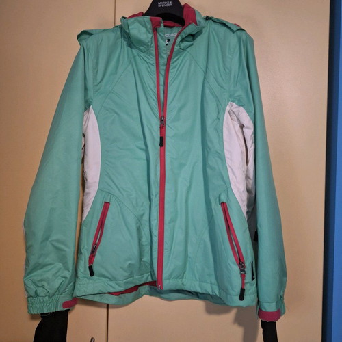 Snow jacket like new, women's youthful size L