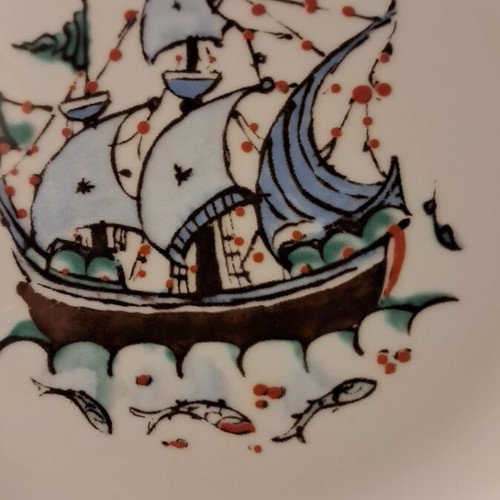 Bravo deep collectible plates set of 3, like new