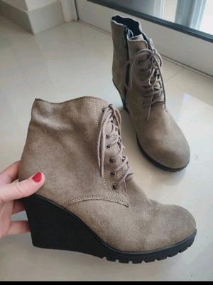 Leather suede ankle boots grey-beige like new, size 37