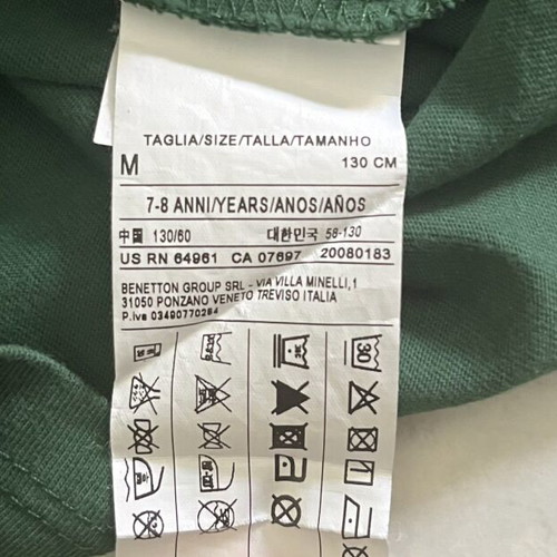 Benetton mako t-shirt like new, size 128 cm, green