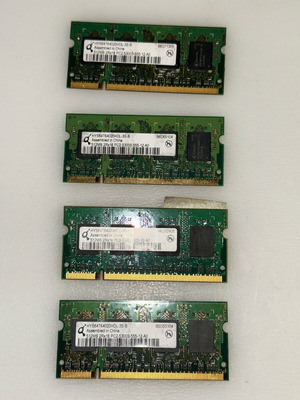 Hynix 4x 512MB DDR2 SO‑DIMM PC2‑4200S used, total 2GB