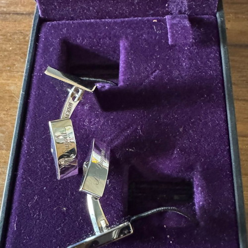 S.T. Dupont Paris cufflinks like new, black and silver