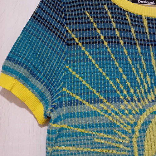 Desigual knitted short-sleeve blouse Small 36 like new, blue and yellow