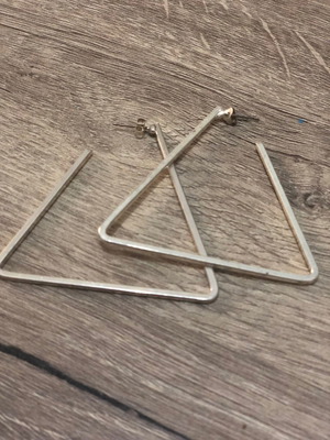Silver 925 triangle earrings large in excellent condition
