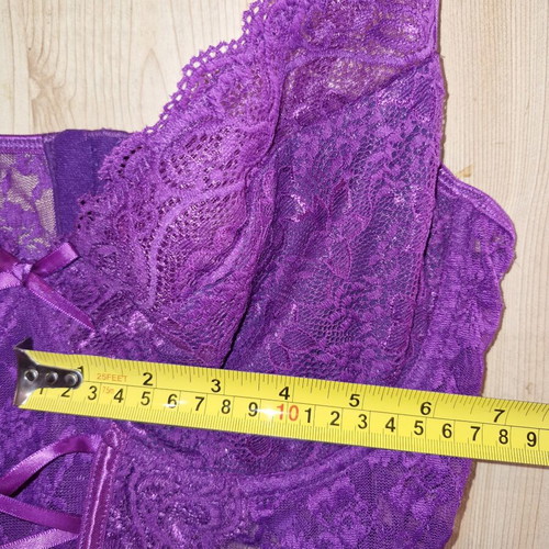 Corset bra purple new, size 2XL with adjustable straps and 9 hooks