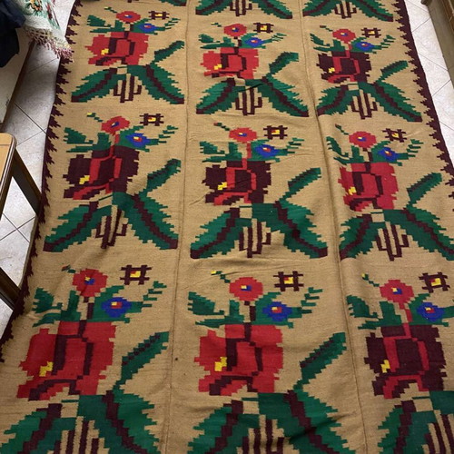 Handmade wool rug on loom, new, large (3.00×1.77)
