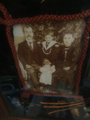 Tsarikis family photograph with Tsarevich Alexandros