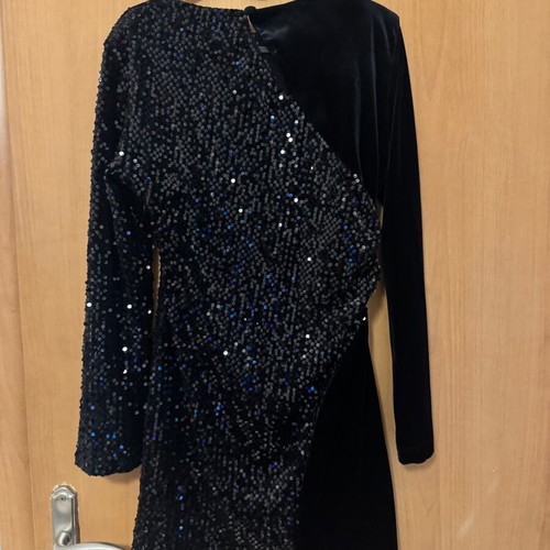 Velvet dress with sequins new, size L