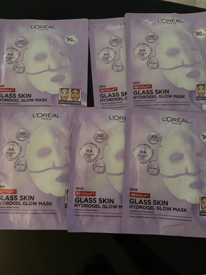 L’Oréal Glass Skin Hydrogel Glow Mask, pack of 6