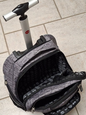 School bag City with wheels