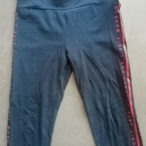 Black leggings with side letters like new