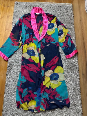 Karavan Floral Kimono Cardigan like new, colorful beach cover-up