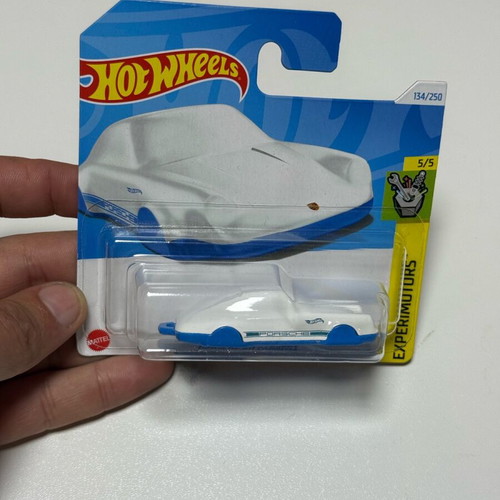 Hot Wheels keychain new