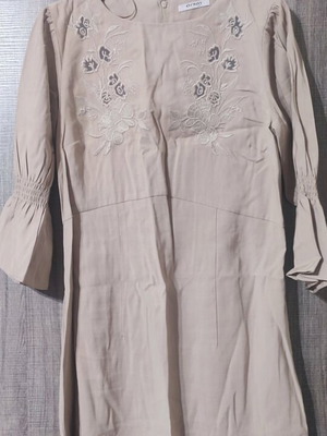 Orsay dress like new, beige with embroidery, size S