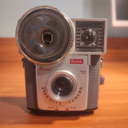 Kodak Brownie Starmite camera like new with strap