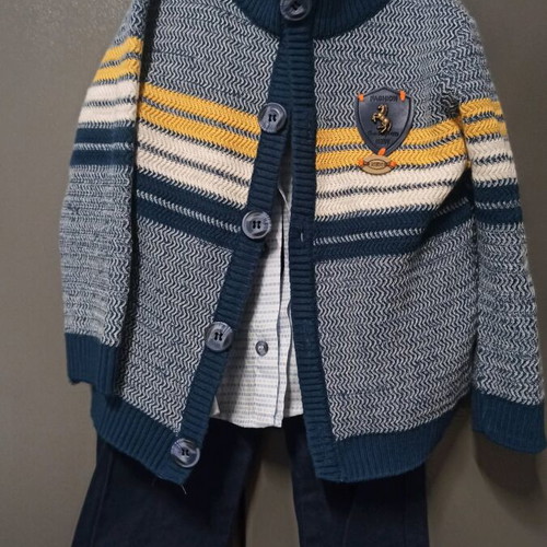 Boys' set with shirt, pants and cardigan like new