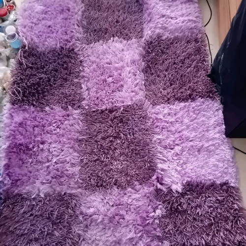Purple shaggy rug 1.20 x 1.80 like new