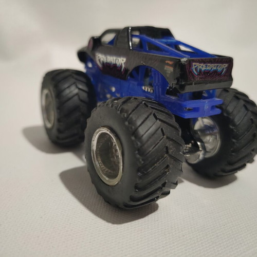Hot Wheels Monster Jam "Predator" toy car used, 1:64 scale