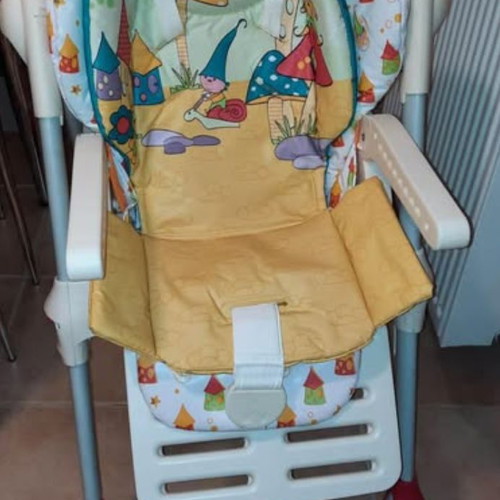 Multifunctional baby high chair like new