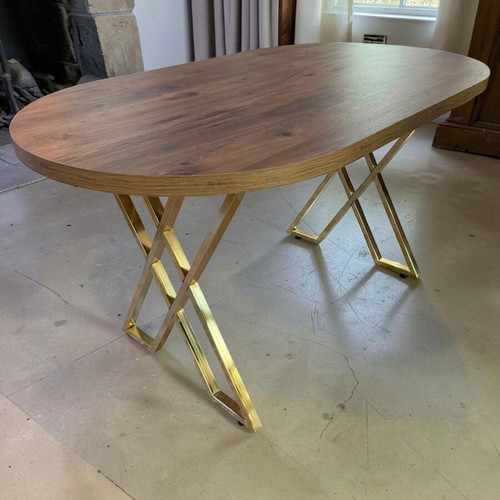 Dining table with walnut surface and gold metal legs 140x80x75 cm