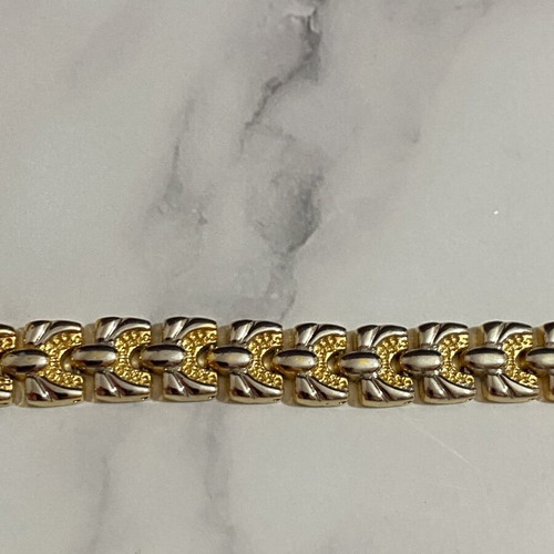 Bracelet in gold and silver colors like new