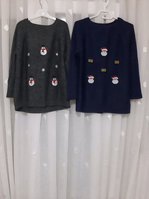 Festive sweaters used, set of 2, gray
