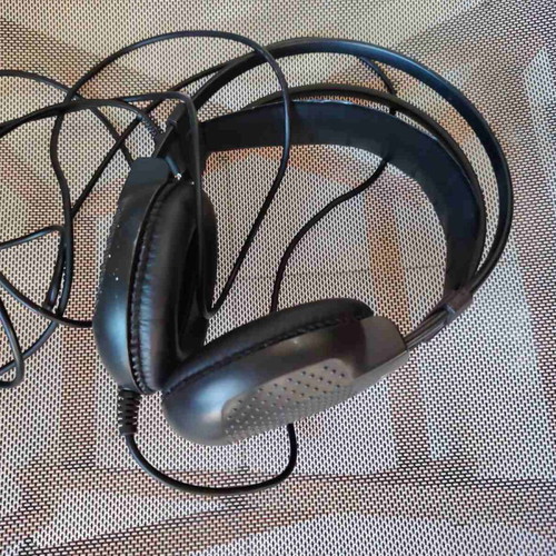 AKG K44 Perception headphones used, wired