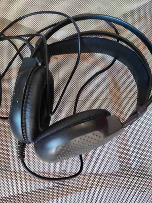 AKG K44 Perception headphones used, wired