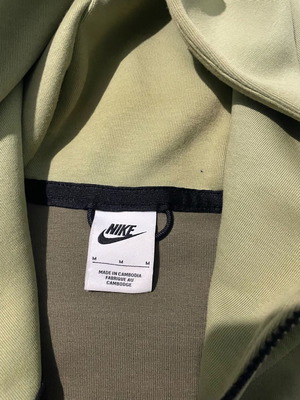 tech fleece jacket