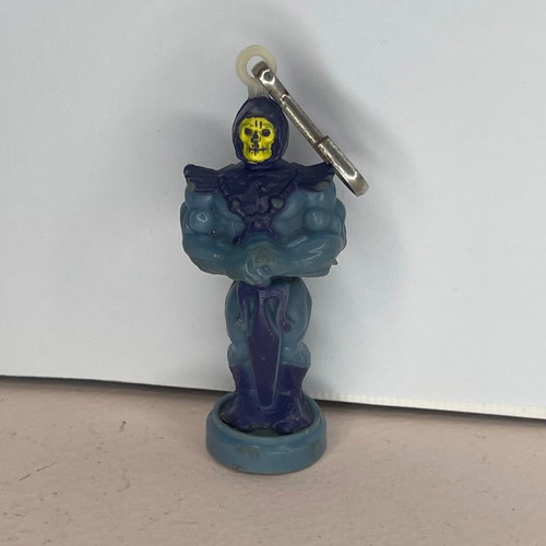 Master of the Universe Motu Skeletor clip toy 6cm used