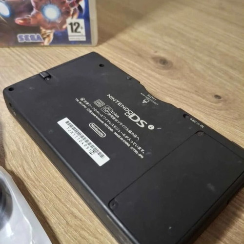 Nintendo DSi Black like new with IronMan DS game and USB charger