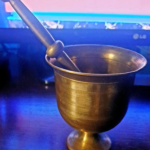 Vintage brass mortar with pestle like new