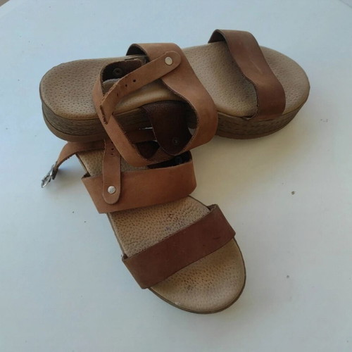 Leather flatforms used, brown sandals with high platform