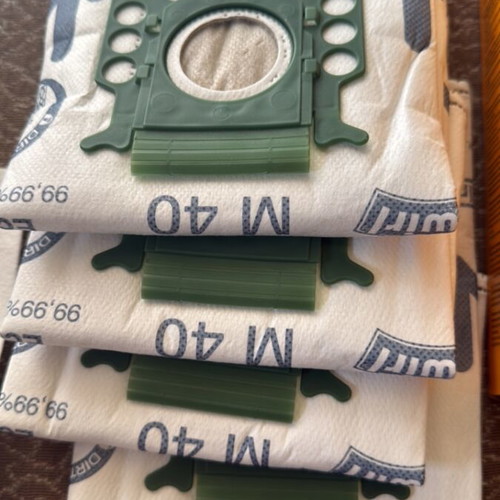 Swirl vacuum cleaner bags set of 4 plus 1 filter new