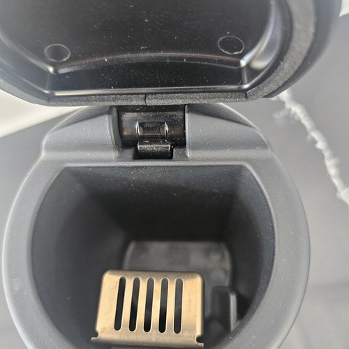 Honda Jazz τασάκι σαν καινούργιο, βαρέως τύπου, για ποτηροθήκη