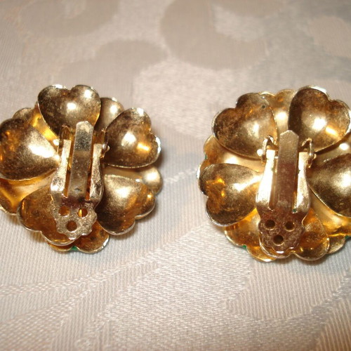 Clip-on earrings like new, 3cm