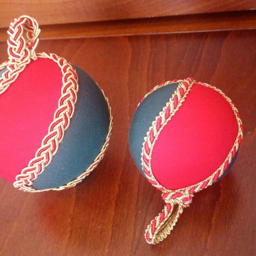 Set of two handmade Christmas balls red and green like new