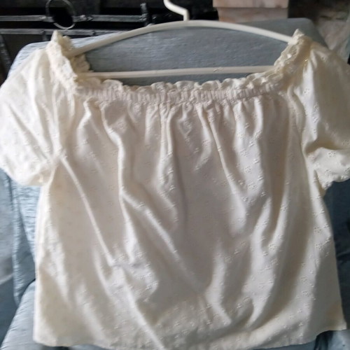 Only off-shoulder blouse used, white and yellow, size L
