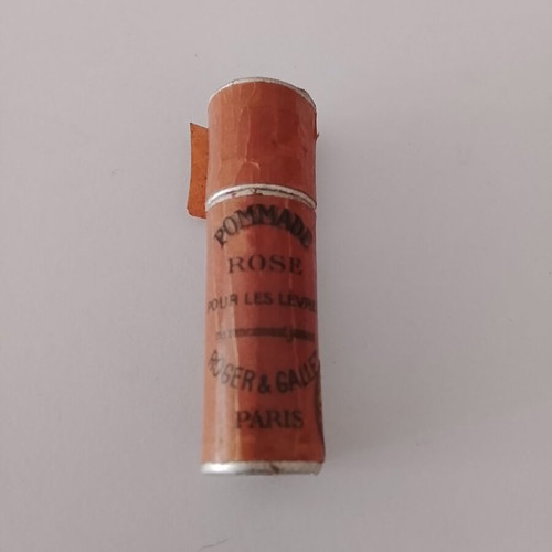 Lip balm collectible vintage Roger & Gallet used