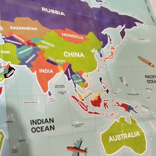 Children's world map, glossy paper