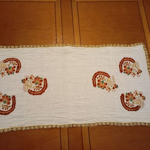 Handmade embroidery like new