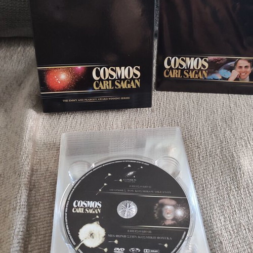 Cosmos Carl Sagan 7-DVD Collector's Edition new, digitally remastered
