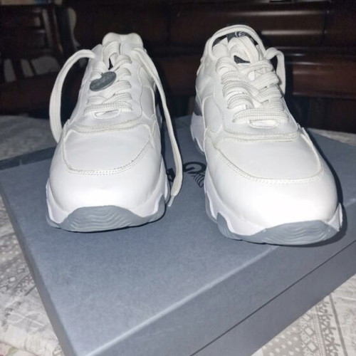 Hogan Hyperactive women's sneakers new, white with grey chunky sole, size 38