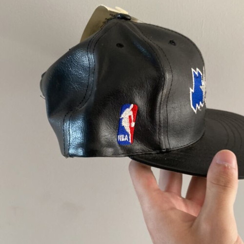 Leather Orlando Magic SnapBack hat vintage 90s, brand new