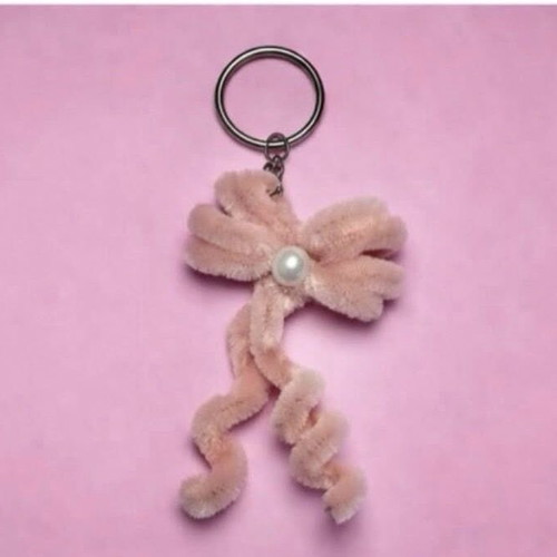 Keychain with bow new